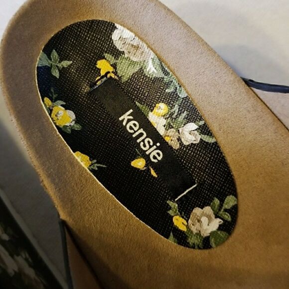 𝅺Kensie Floral Buckled Slip On Wedge Sandals Wenda Model Compare to Birkenstock - Picture 5 of 8